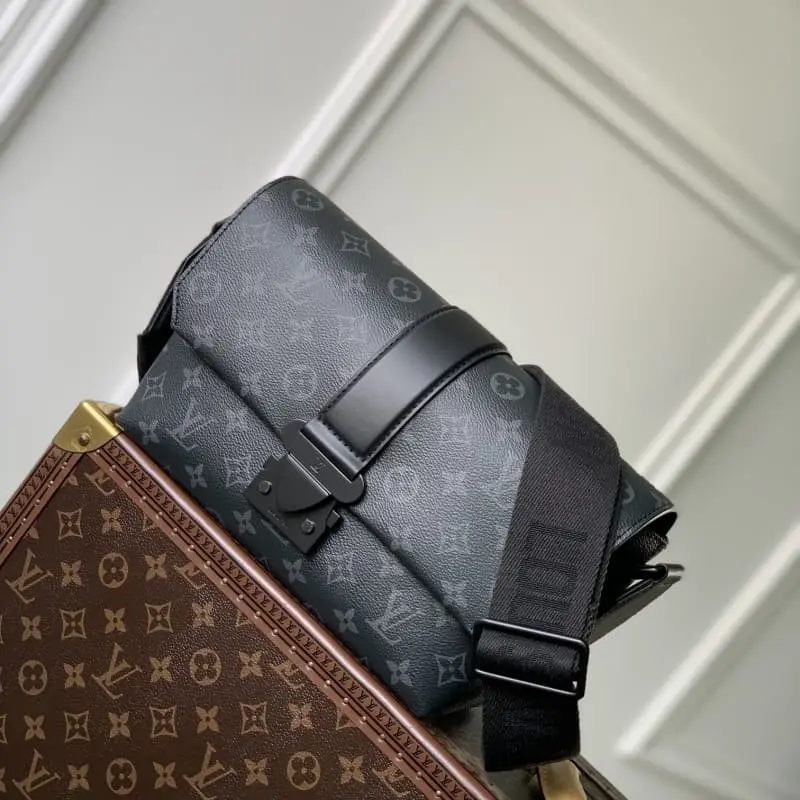 M46794 28x16x10cm High Quality Bags - Image 2