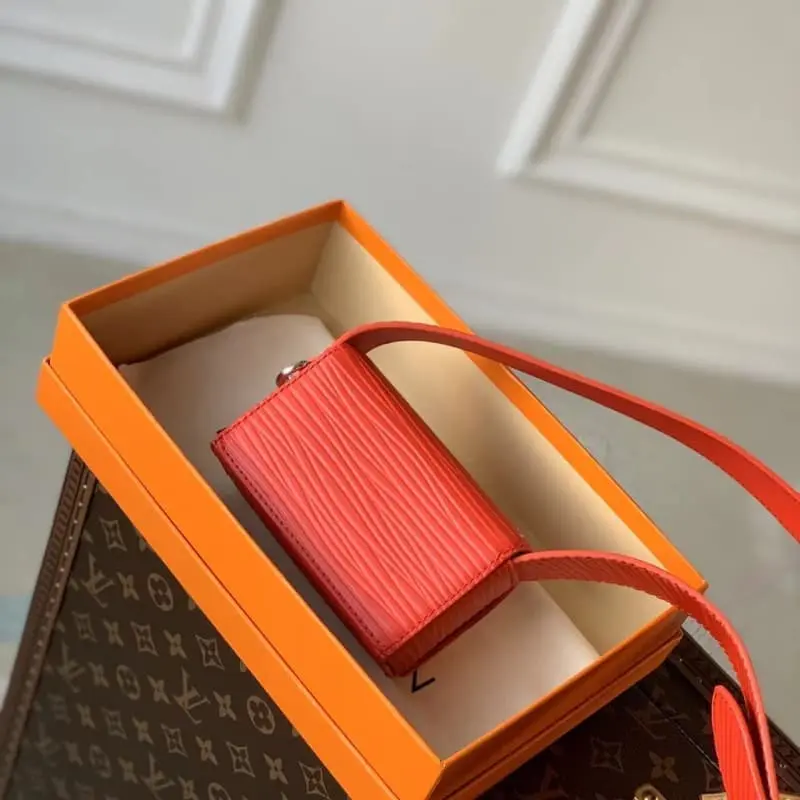 M23837 S2 13x8x4.5cm High Quality Bags - Image 3