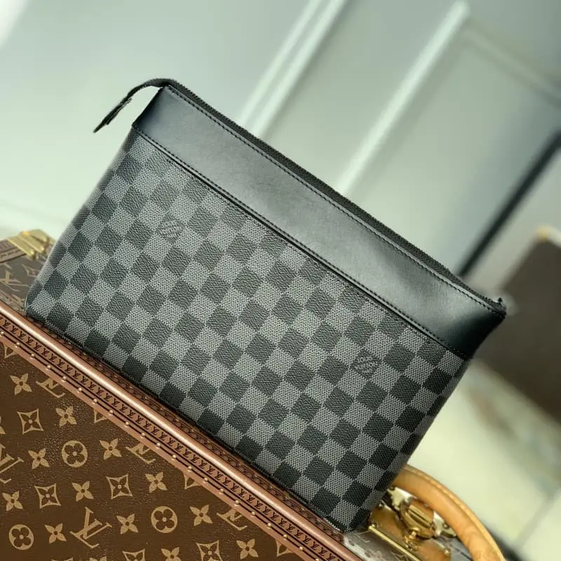 M82543 Black 32x21x8cm High Quality Bags - Image 3