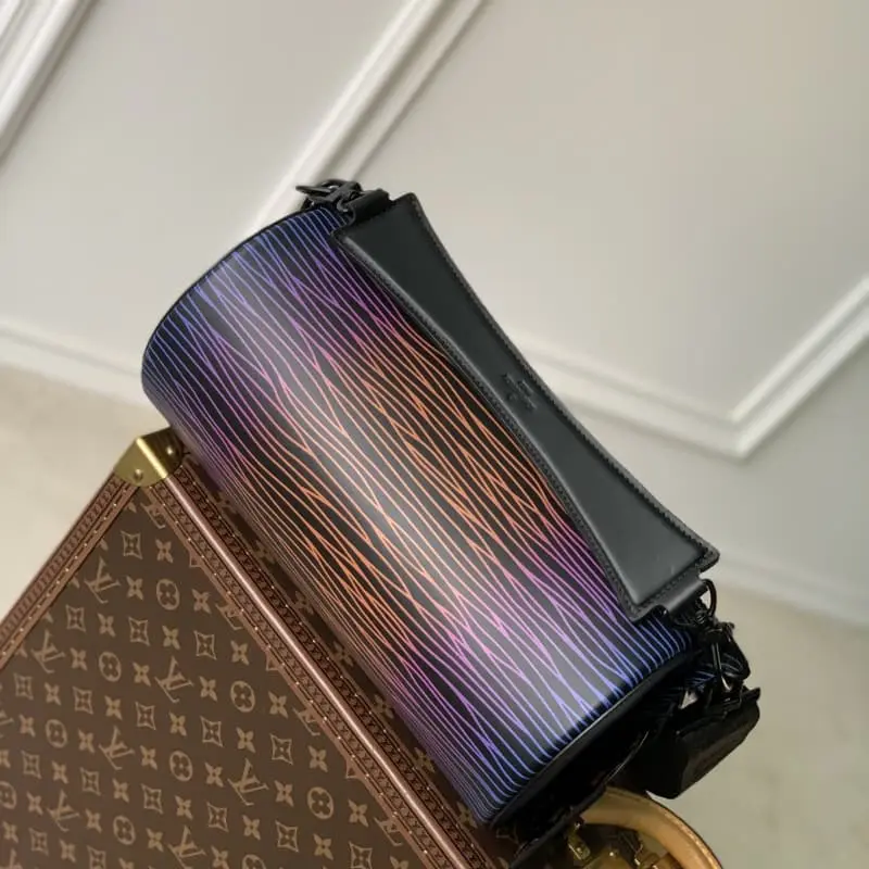 M23093 33x17x17cm High Quality Bags - Image 2