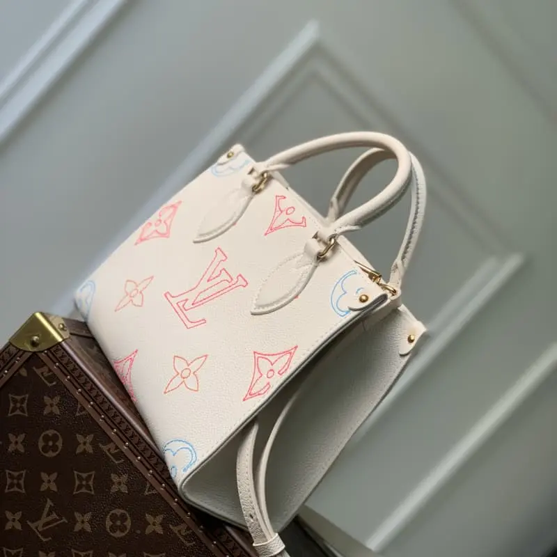 M46629 25x19x11.5cm High Quality Bags - Image 3