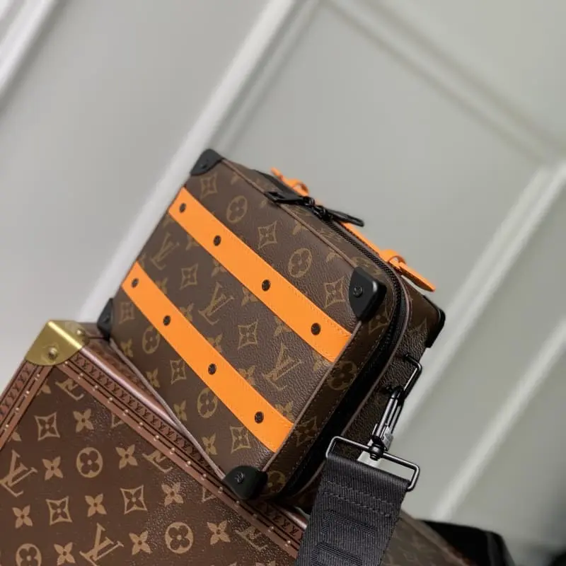 M46689 21.5x15x7cm High Quality Bags - Image 3