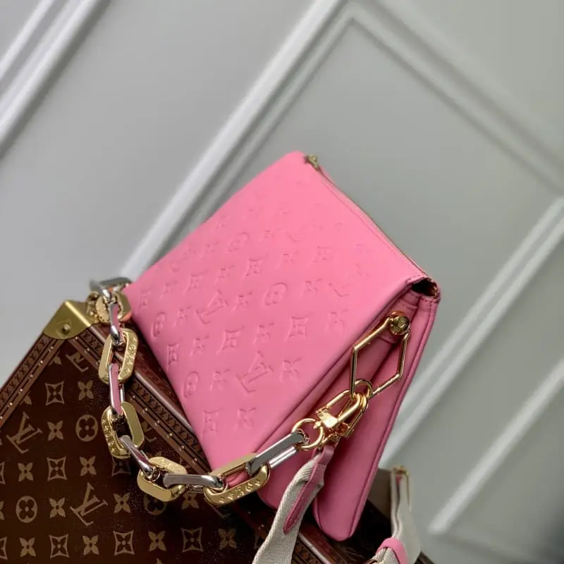 M22395 26x20x12cm High Quality Bags - Image 3