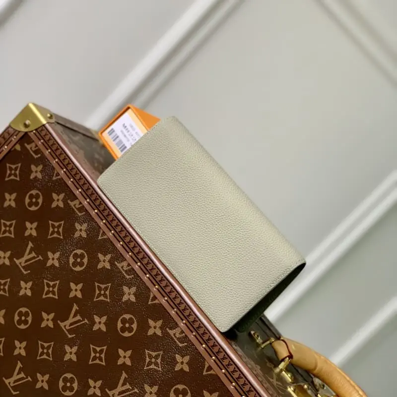 M82283 10x19x2cm High Quality Bags - Image 3