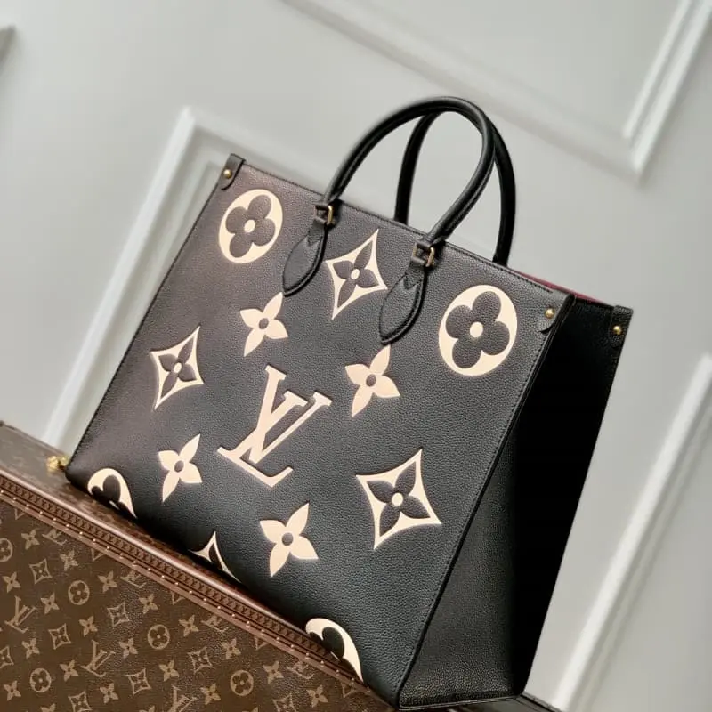 M45945 41x34x19cm High Quality Bags - Image 3