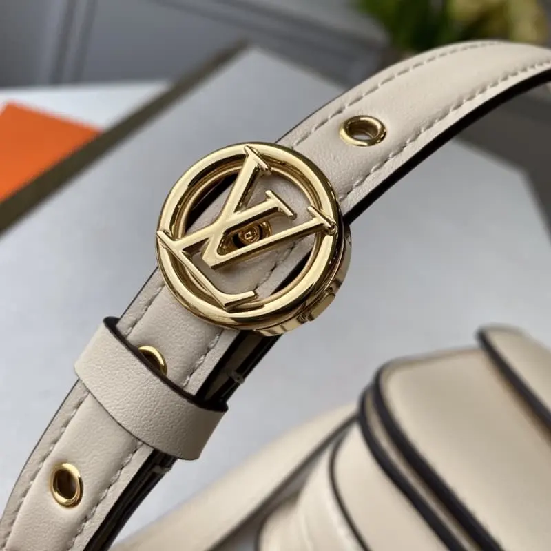 M55950 23x15x8cm High Quality Bags - Image 7