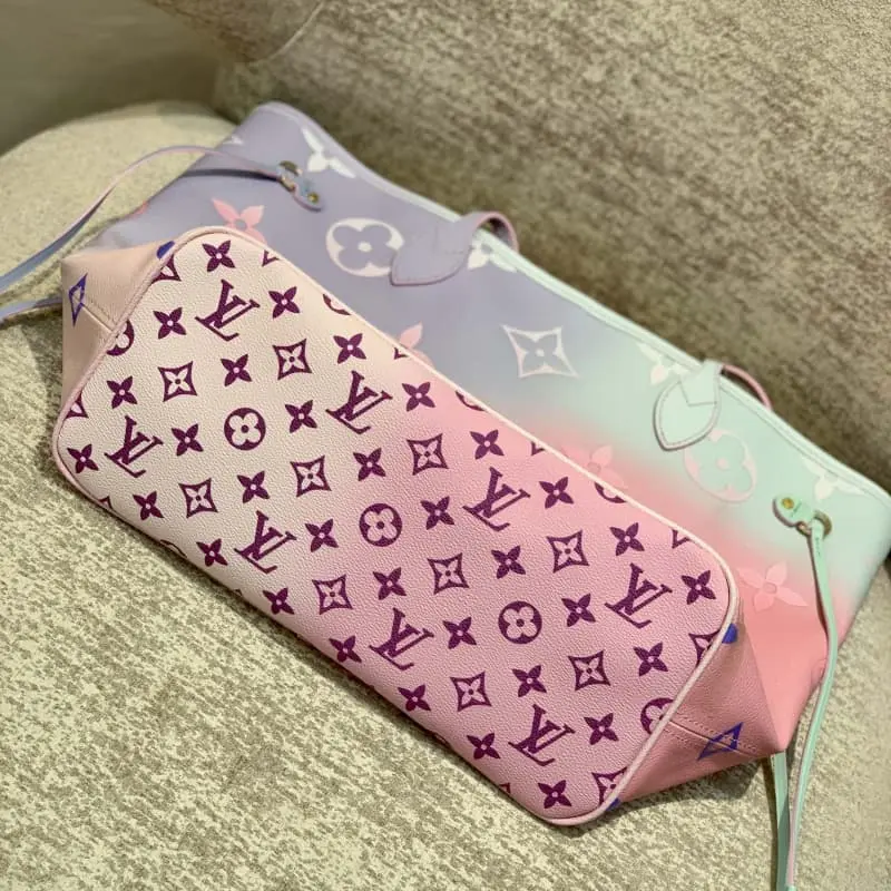 M20511 31x28x14cm High Quality Bags - Image 3