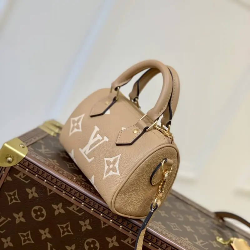 M81625 16x11x9cm High Quality Bags - Image 3