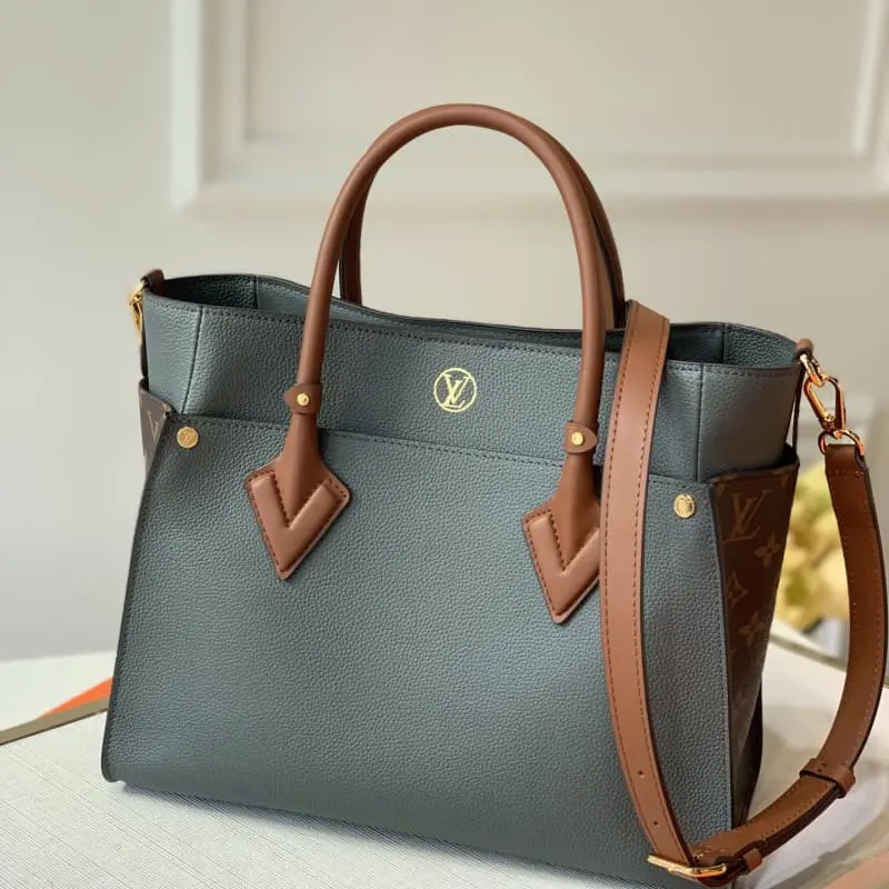 M53826 30.5x24.5x14cm High Quality Bags - Image 2