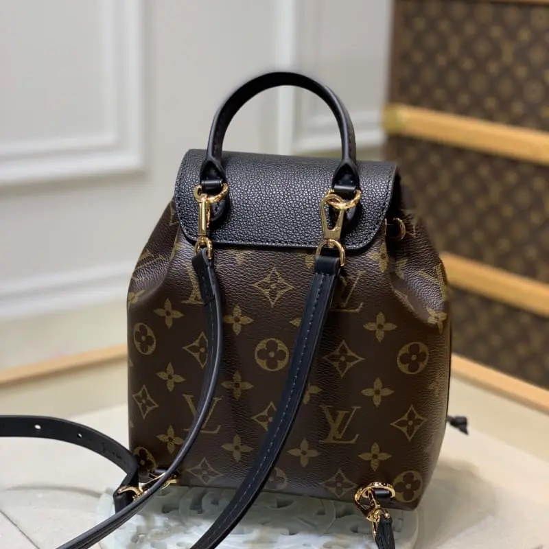 M45516 17x20x10.5cm High Quality Bags - Image 2