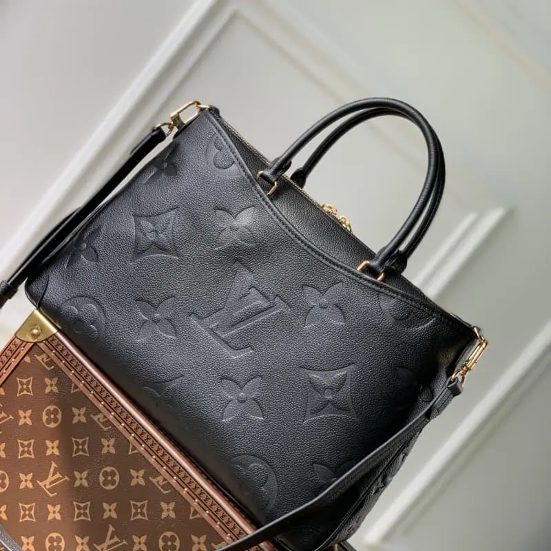 M46487 36x22x9cm High Quality Bags - Image 3