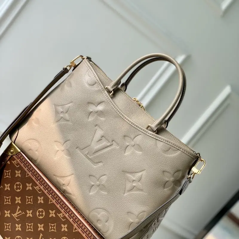 M46504 36x22x9cm High Quality Bags - Image 3