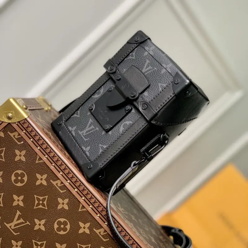 M82077 10.7x17.5x6.8cm High Quality Bags - Image 3