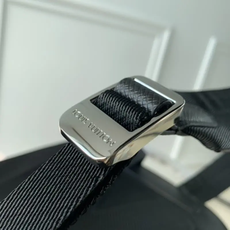 M30857 S1 31x39x14cm High Quality Bags - Image 3