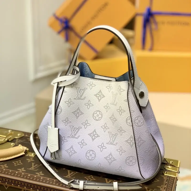 M54353 S1 34x18x13cm High Quality Bags - Image 2