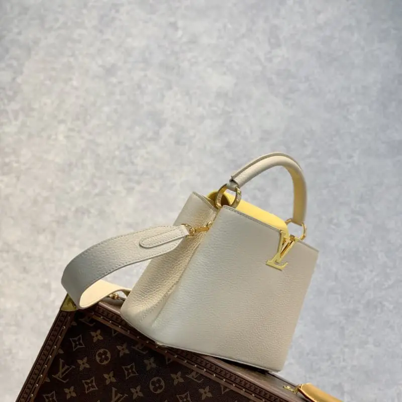 M59883 27x18x9cm High Quality Bags - Image 3