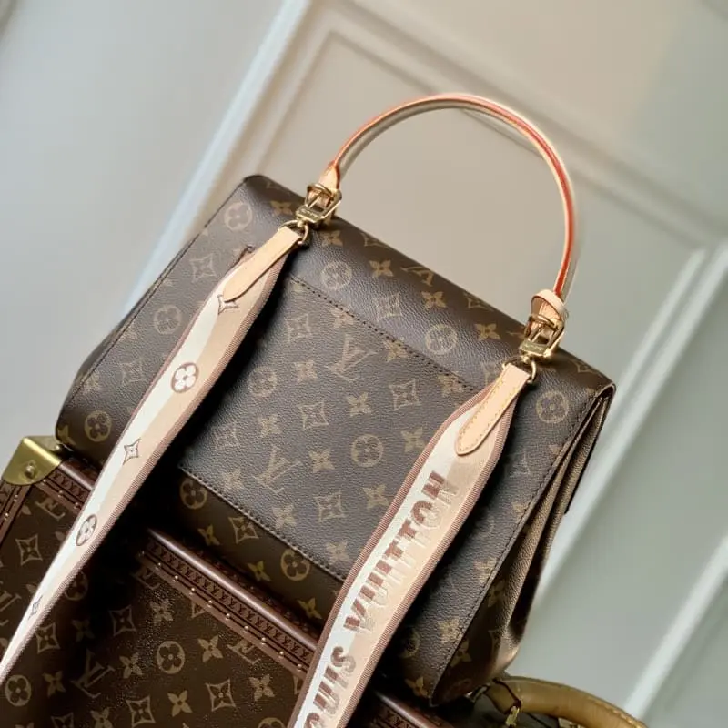 M46053 Apricot Webbing 33x23x13cm High Quality Bags - Image 3