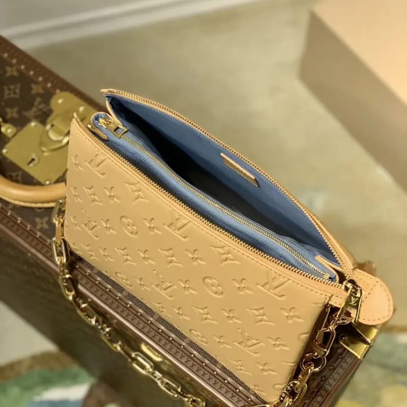 M57793 26x20x12cm High Quality Bags - Image 4