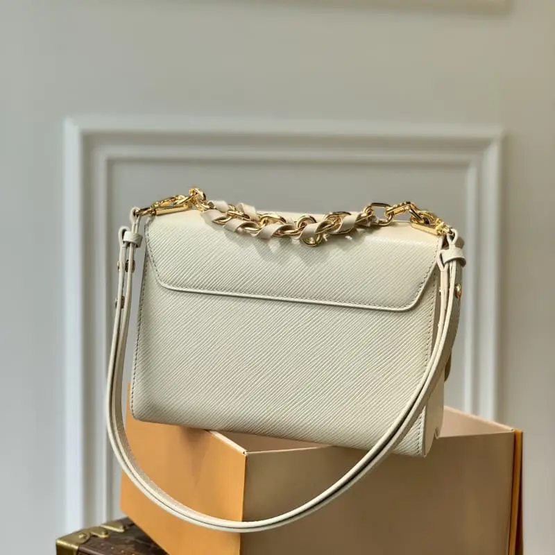 M59896 23x17x9.5cm High Quality Bags - Image 2