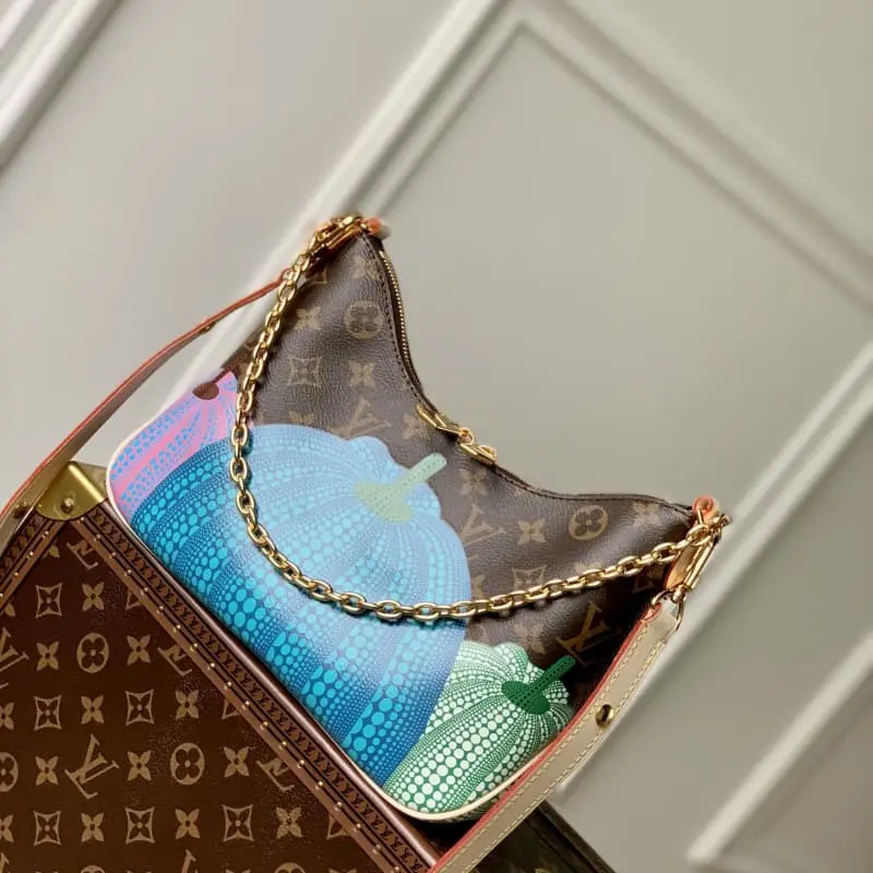 M46470 29x16x9.5cm High Quality Bags - Image 3