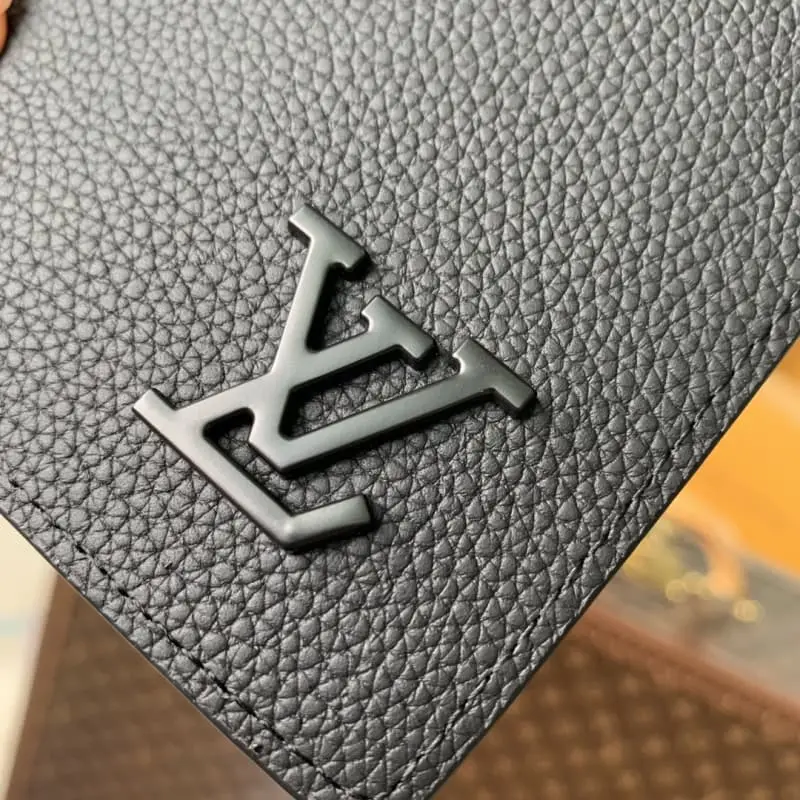 M69980 10x19x2cm High Quality Bags - Image 3