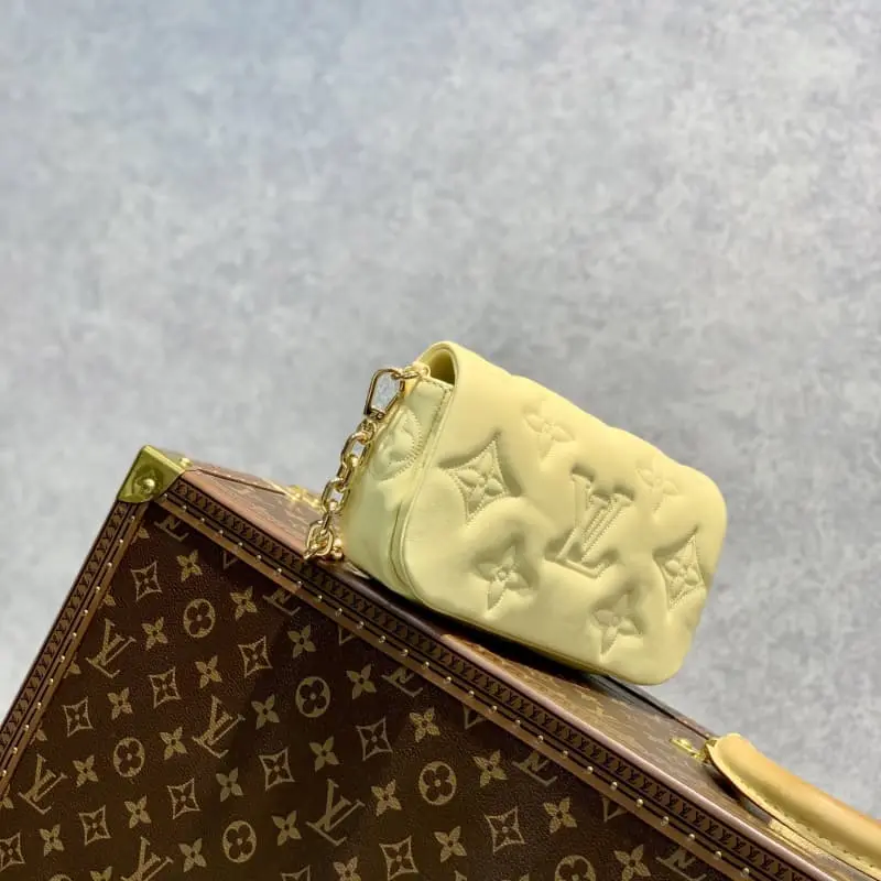 M81400 20x12x6cm High Quality Bags - Image 3