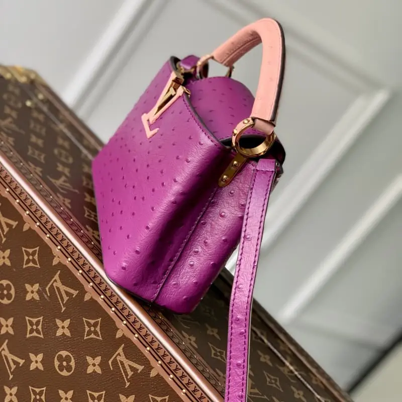 M93483 21x14x8cm High Quality Bags - Image 3