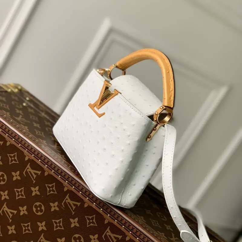 M93483 S4 21x14x8cm High Quality Bags - Image 3