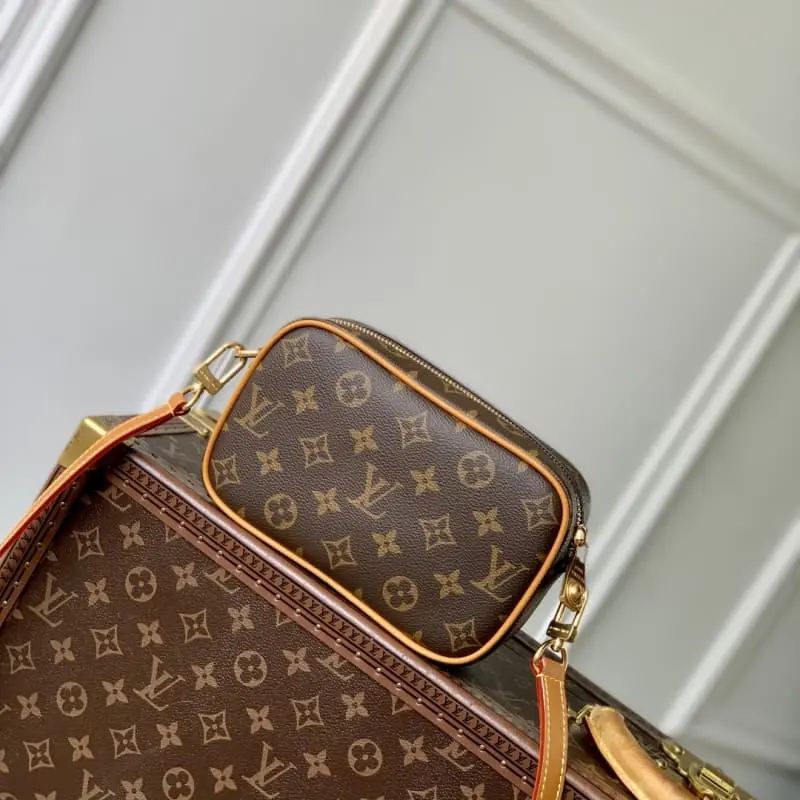 M14058 13x6.5x20cm High Quality Bags - Image 3