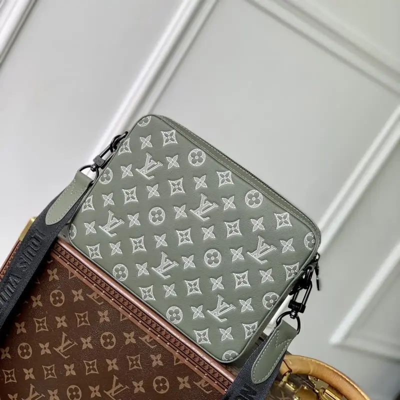 M12490 18.5x7x25cm High Quality Bags - Image 3