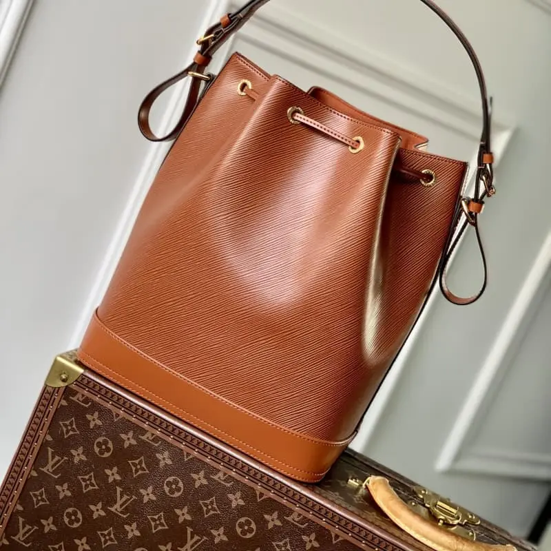 M24932 27x33x20cm High Quality Bags - Image 3