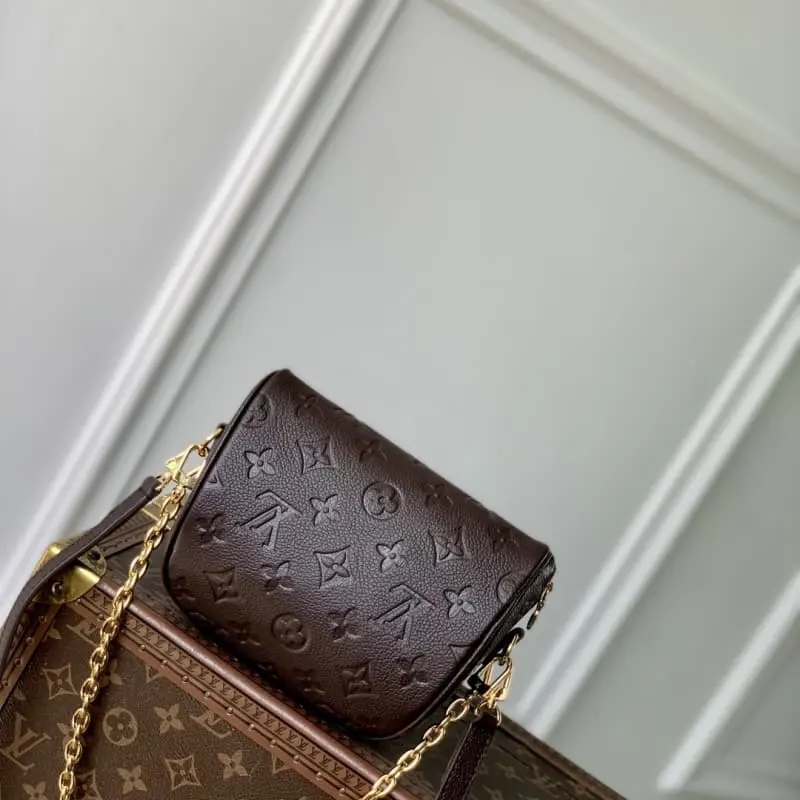 M13827 17x12x9.5cm High Quality Bags - Image 3