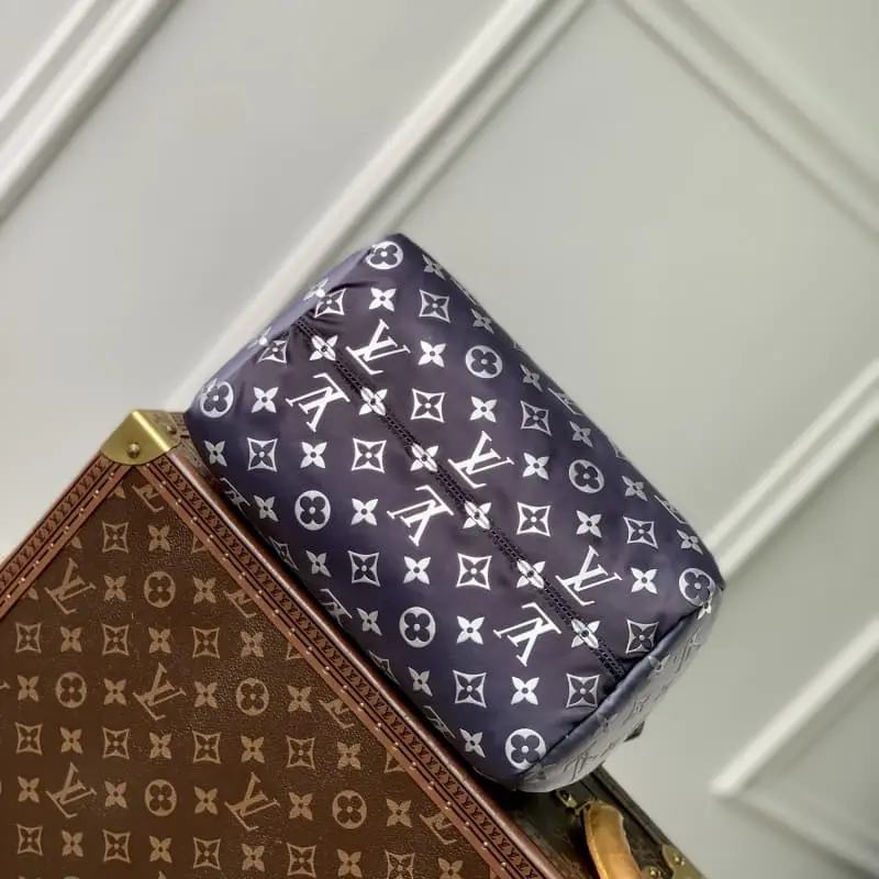 M11848 19x15x25cm High Quality Bags - Image 3