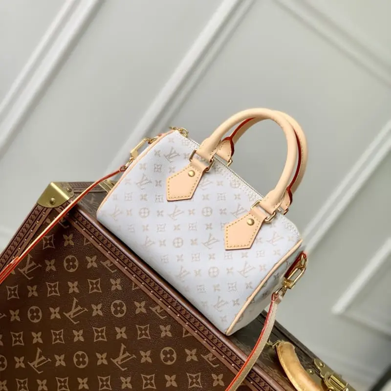 M12747 20.5x13.5x12cm High Quality Bags - Image 3