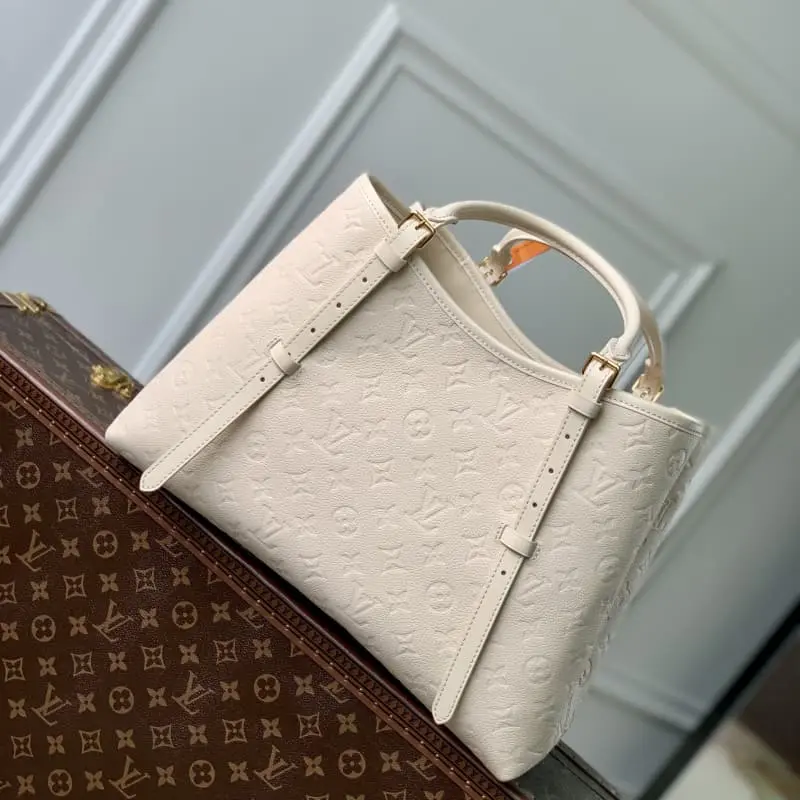 M47185 Large White 37x26x14cm High Quality Bags - Image 3