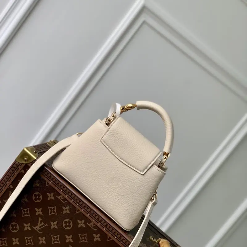 M23943 Beige 21x14x8cm High Quality Bags - Image 3