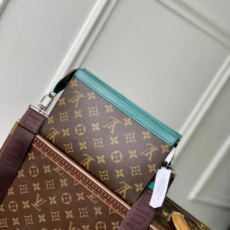 M81124 Green 18.5x11x6.5cm High Quality Bags - Image 3