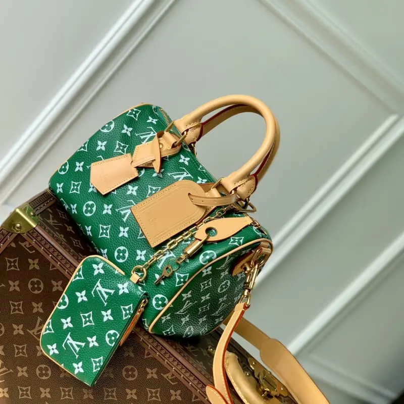 M24423 Dark Green 25x15x15cm High Quality Bags - Image 3