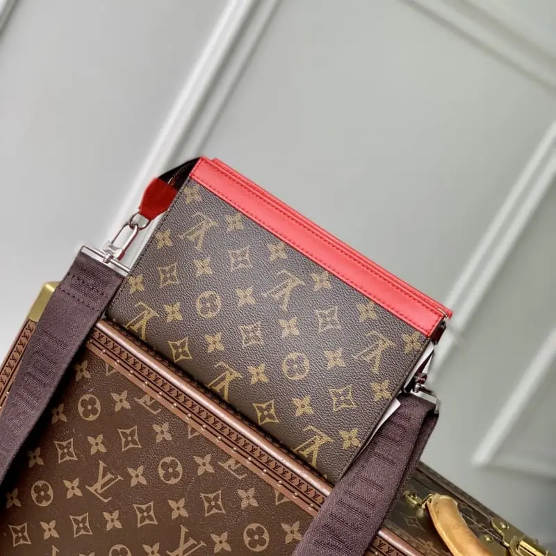 M81124 Red 18.5x11x6.5cm High Quality Bags - Image 3