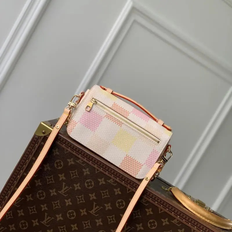 N40749 Red Grid 21.5x6x13.5cm High Quality Bags - Image 3