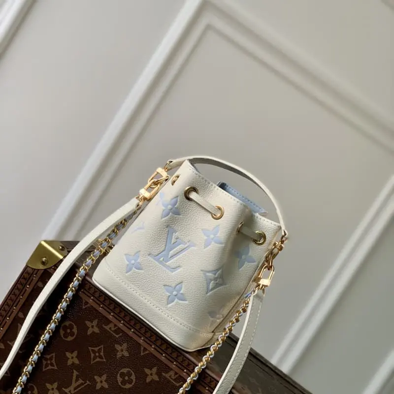 M46291 Blue silk screen 13x16x10cm High Quality Bags - Image 3