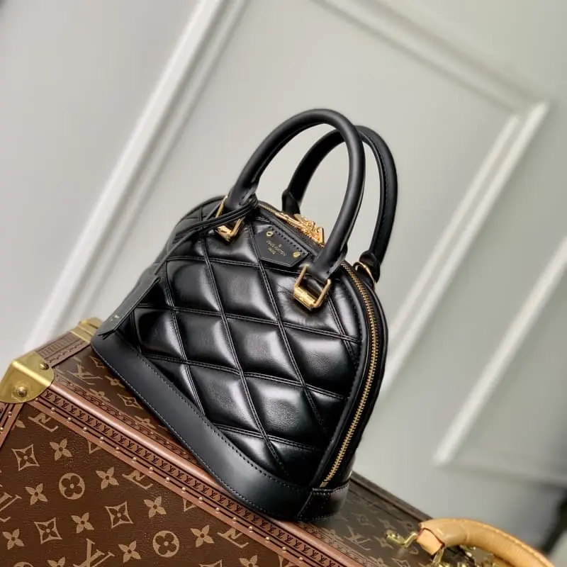 M23666 S4 23.5x17.5x11.5cm High Quality Bags - Image 3