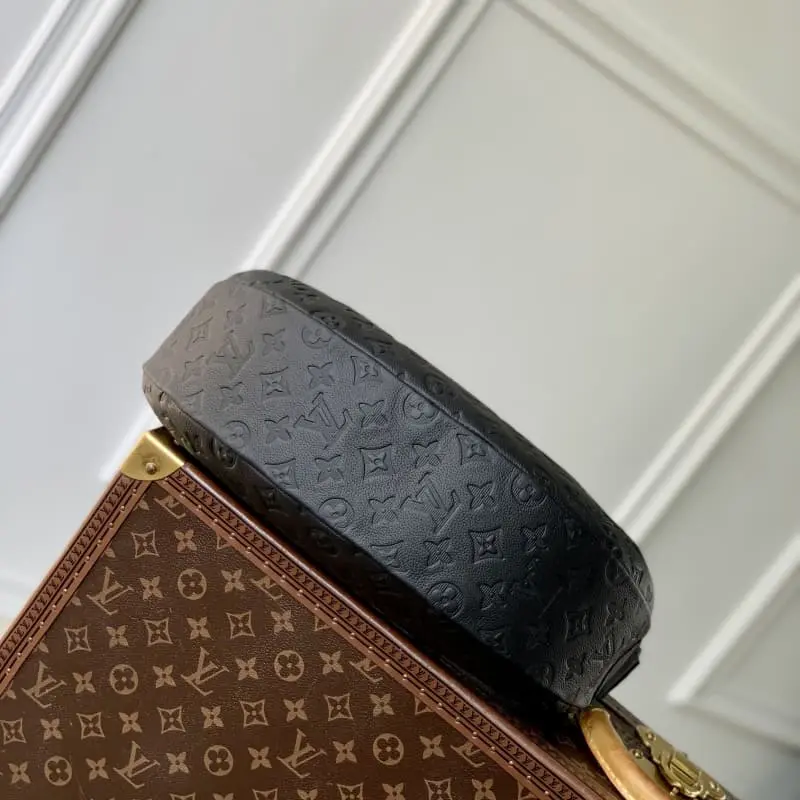 M12850 19x10x39cm High Quality Bags - Image 3