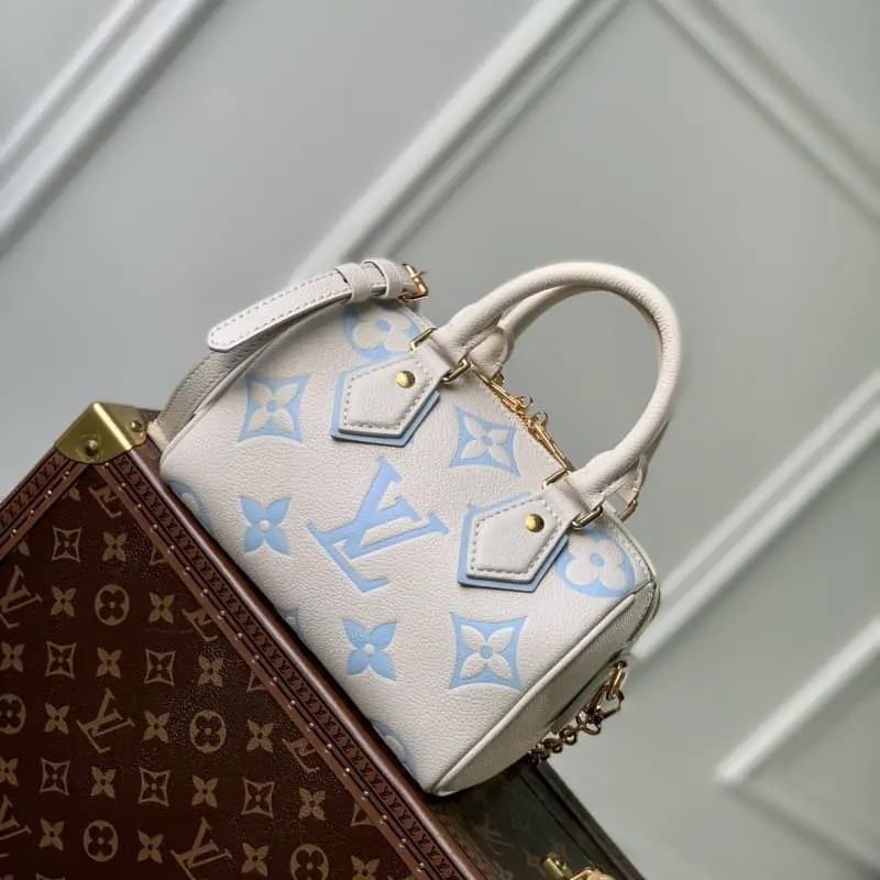 M46397 Blue Silk Screen 20.5x13.5x12cm High Quality Bags - Image 3