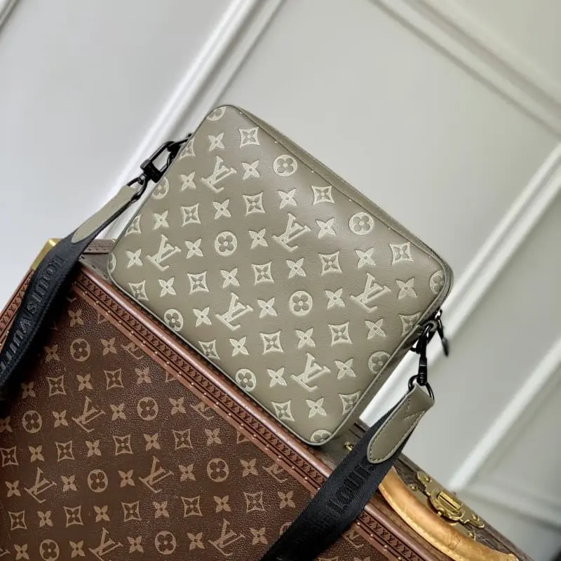 M12490 18.5x7x25cm High Quality Bags - Image 3