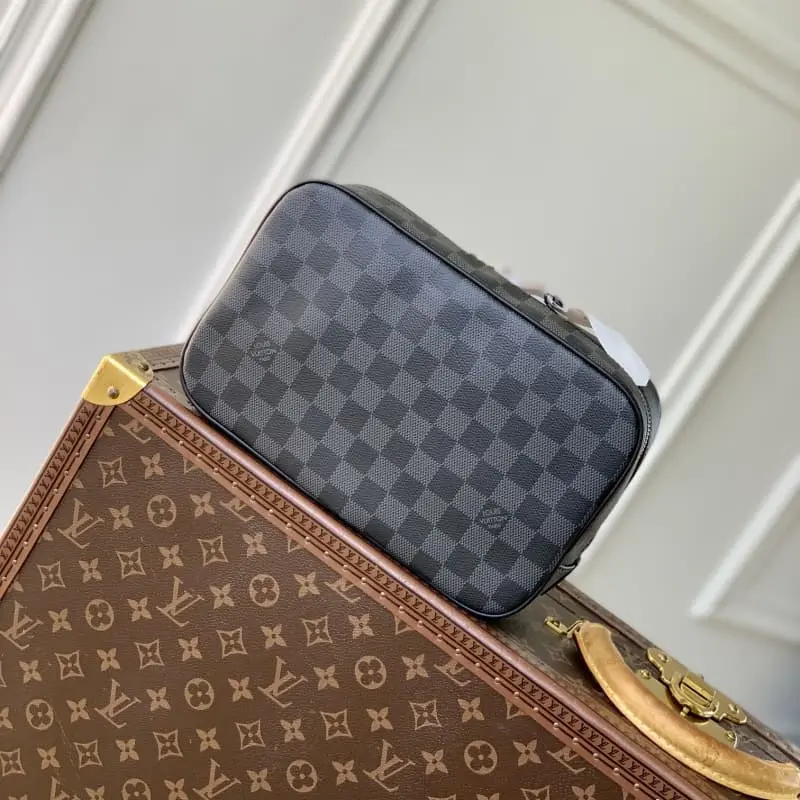 M43383 Black Flower 26x17x7cm High Quality Bags - Image 3