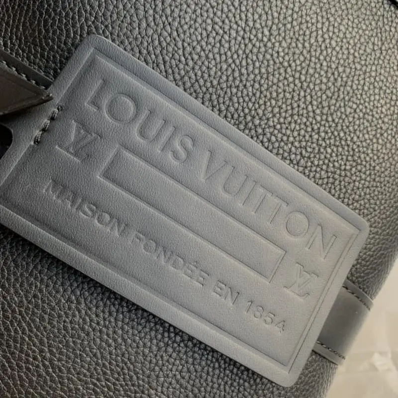 M59255 27x17x13cm High Quality Bags - Image 5