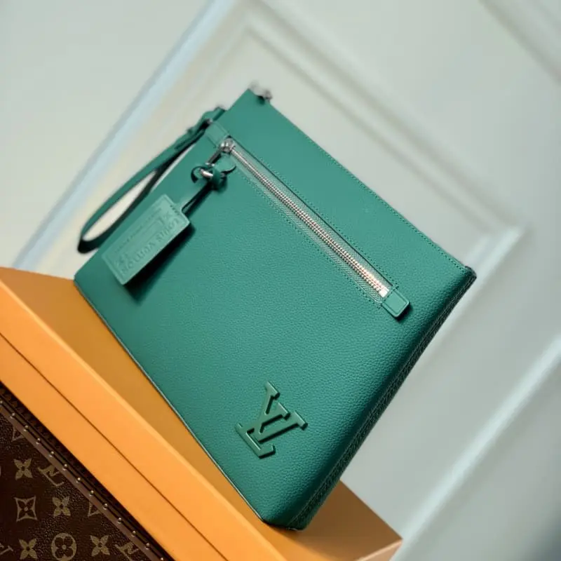 M82271 Green 30x22x5cm High Quality Bags - Image 3