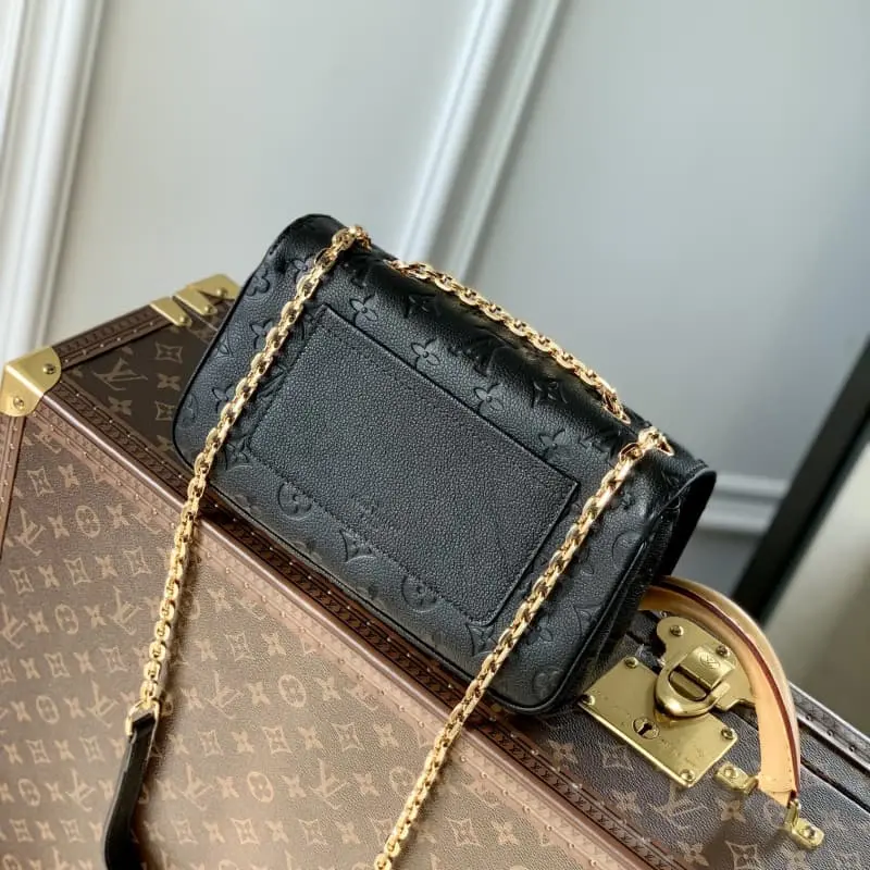 M46200 S2 24.5x15x6.5cm High Quality Bags - Image 3