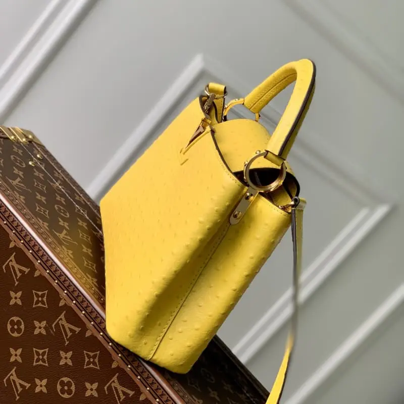 M93483 S2 27x18x9cm High Quality Bags - Image 3